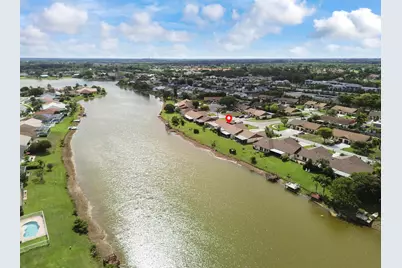 8495 Lake Point Court, Lake Worth, FL 33467 - Photo 37