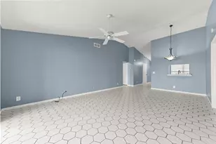 8495 Lakepoint Ct, Lake Worth, FL 33467 - Photo 9