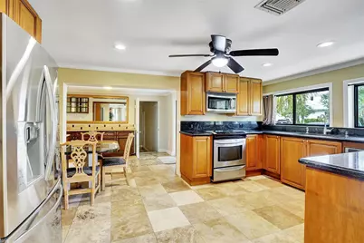3208 Beacon Street, Pompano Beach, FL 33062 - Photo 11