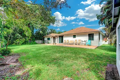 3208 Beacon Street, Pompano Beach, FL 33062 - Photo 19