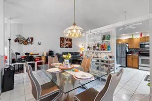 3261 Anthony Cir N, West Palm Beach, FL 33417 - Photo 15