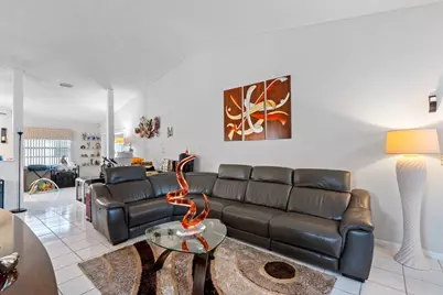 3261 Anthony Circle N, West Palm Beach, FL 33417 - Photo 9