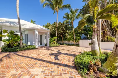 121 Seville Road, West Palm Beach, FL 33405 - Photo 7