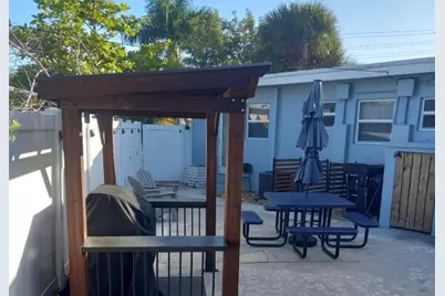 136 Akron Street #B2, Lake Worth, FL 33461 - Photo 11