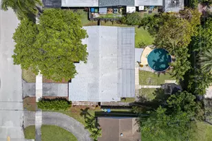 818 NW 28th Ct, Wilton Manors, FL 33311 - Photo 39