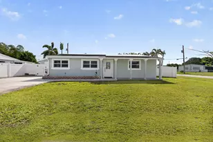 9342 Bloomfield Dr, Palm Beach Gardens, FL 33410 - Photo 1