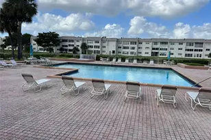 8135 Sunrise Lakes Blvd, Sunrise, FL 33322 - Photo 13