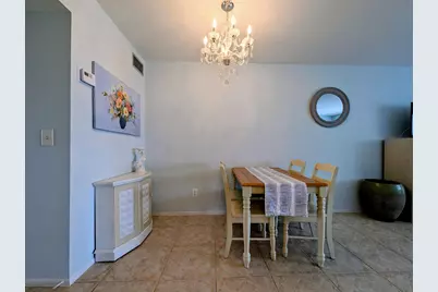 131 Doolen Court #303, North Palm Beach, FL 33408 - Photo 5