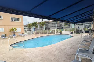 131 Doolen Ct, North Palm Beach, FL 33408 - Photo 11