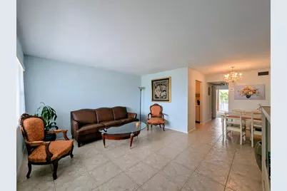 131 Doolen Court #303, North Palm Beach, FL 33408 - Photo 3