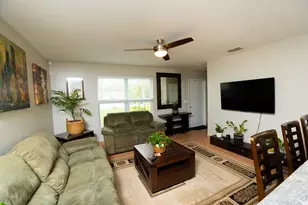 402 SW Ruffner Ct, Port Saint Lucie, FL 34953 - Photo 3