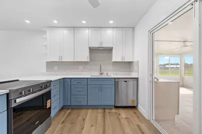 2042 SE Oxmoor Terrace, Port Saint Lucie, FL 34952 - Photo 7