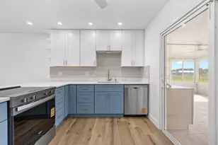 2042 SE Oxmoor Terrace, Port Saint Lucie, FL 34952 - Photo 7