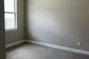 6784 NW Cloverdale Ave, Port Saint Lucie, FL 34987 - Photo 9