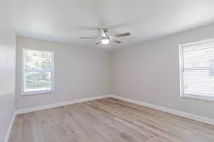 8632 Bridle Path Ct, Davie, FL 33328 - Photo 13