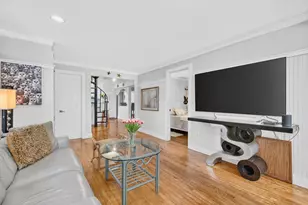 605 SW 6th Ave, Fort Lauderdale, FL 33315 - Photo 11
