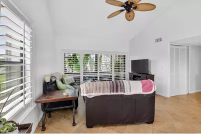10 VÃ­a De Casas Sur #101, Boynton Beach, FL 33426 - Photo 13