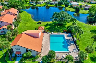 10 VÃ­a De Casas Sur, Boynton Beach, FL 33426 - Photo 37