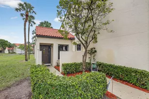 10 VÃ­a De Casas Sur, Boynton Beach, FL 33426 - Photo 3
