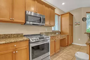 9022 Dupont Pl, Wellington, FL 33414 - Photo 27