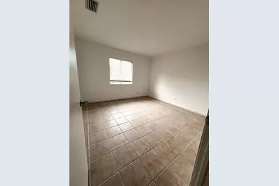 1100 Summer Street #7, Palm Springs, FL 33461 - Photo 13