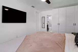 2030 NE 52nd Ct, Fort Lauderdale, FL 33308 - Photo 17