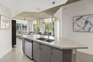 300 S Australian Ave, West Palm Beach, FL 33401 - Photo 5