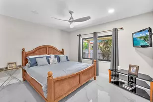 11490 W Biscayne Canal Rd, Miami, FL 33161 - Photo 21