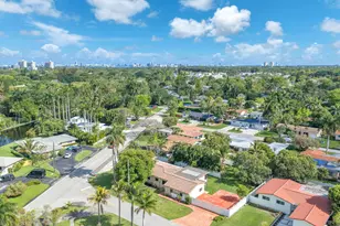 11490 W Biscayne Canal Rd, Miami, FL 33161 - Photo 33