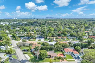 11490 W Biscayne Canal Rd, Miami, FL 33161 - Photo 31