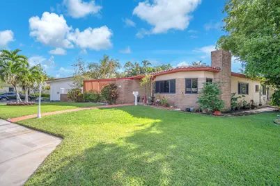 11490 W Biscayne Canal Road, Miami, FL 33161 - Photo 3