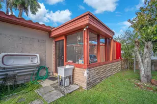 11490 W Biscayne Canal Rd, Miami, FL 33161 - Photo 45