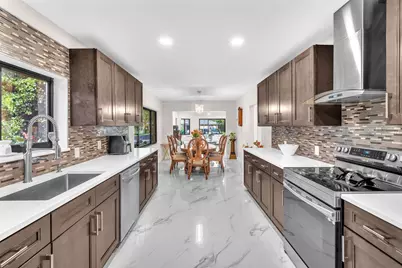 11490 W Biscayne Canal Road, Miami, FL 33161 - Photo 11