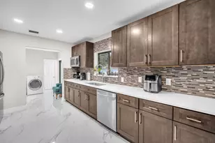 11490 W Biscayne Canal Rd, Miami, FL 33161 - Photo 13