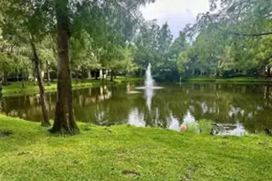 10702 NW 1st Ct, Plantation, FL 33324 - Photo 11