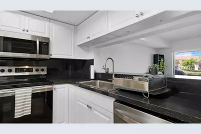 638 N University Drive, Plantation, FL 33324 - Photo 7