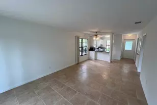 1438 SE Larkwood Cir, Port Saint Lucie, FL 34952 - Photo 5