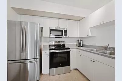 316 Villa Circle, Boynton Beach, FL 33435 - Photo 3