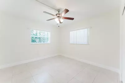 201 SW 7th Street, Boca Raton, FL 33432 - Photo 17
