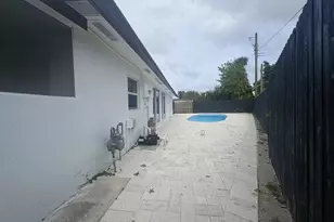 1319 Crest Dr, Lake Worth, FL 33461 - Photo 49