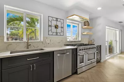 2862 NE 35th Court, Lighthouse Point, FL 33064 - Photo 9
