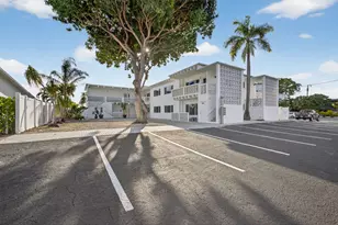 624 Southwind Cir, North Palm Beach, FL 33408 - Photo 1