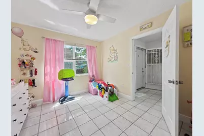 10151 NW 3rd Street, Pembroke Pines, FL 33026 - Photo 15