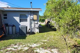 2330 NE 1st Ave, Pompano Beach, FL 33060 - Photo 19