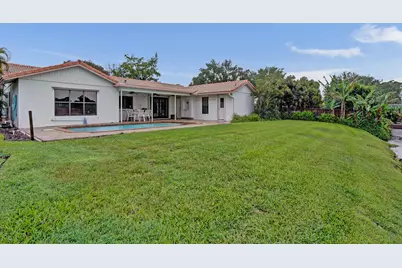 1721 SW 69th Avenue, Plantation, FL 33317 - Photo 23