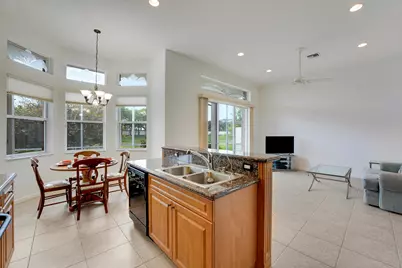 9486 Vercelli Street, Lake Worth, FL 33467 - Photo 23