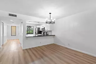 341 Lakeview Dr, Weston, FL 33326 - Photo 13