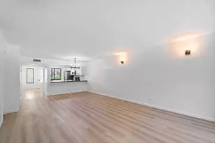 341 Lakeview Dr, Weston, FL 33326 - Photo 15