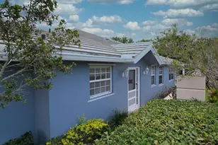 1220 NW Bentley Cir, Port Saint Lucie, FL 34986 - Photo 31