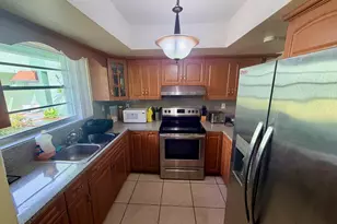 11071 NW 7th, Miami, FL 33172 - Photo 5